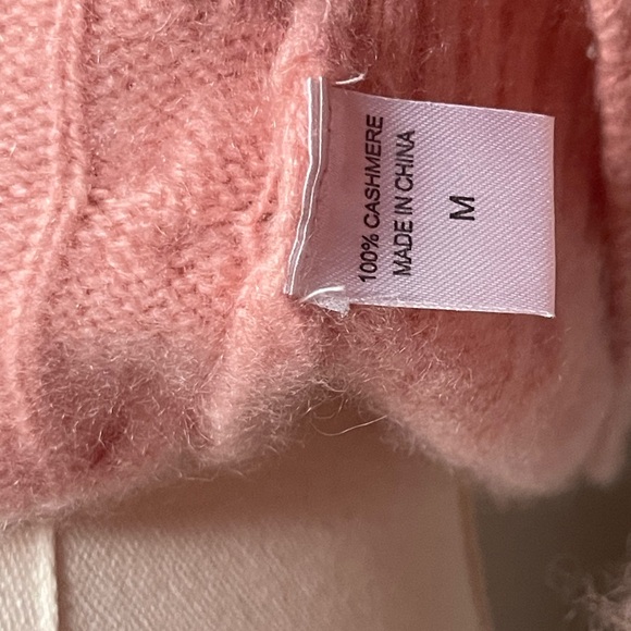 Juicy Couture Y2K Cashmere cable knit Sweater - Picture 8 of 10